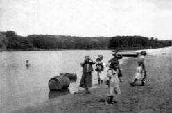 Река Вяжля. Фото начала XX в.
